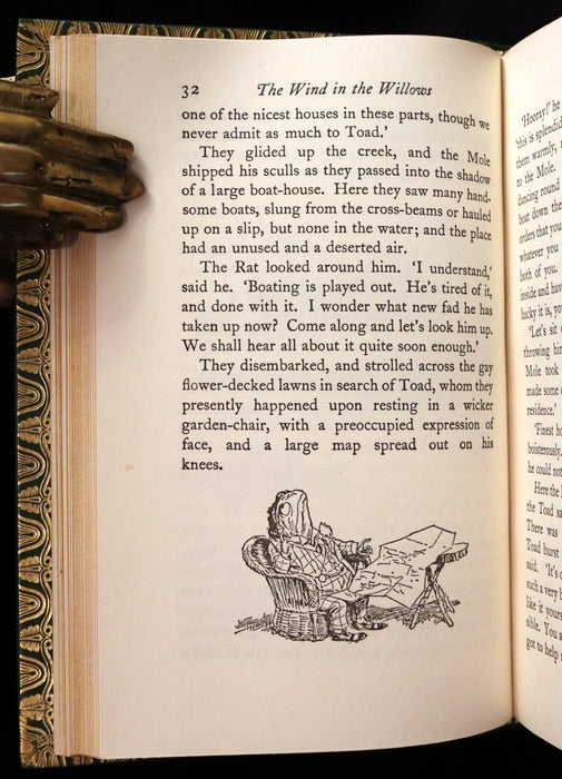 1978 Beautifully Illustrated by Shepard & bound by Bayntun - THE WIND IN THE WILLOWS by Kenneth Grahame.