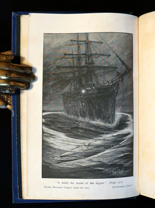 1905 Rare Book - Twenty Thousand Leagues Under the Sea by Jules Verne.