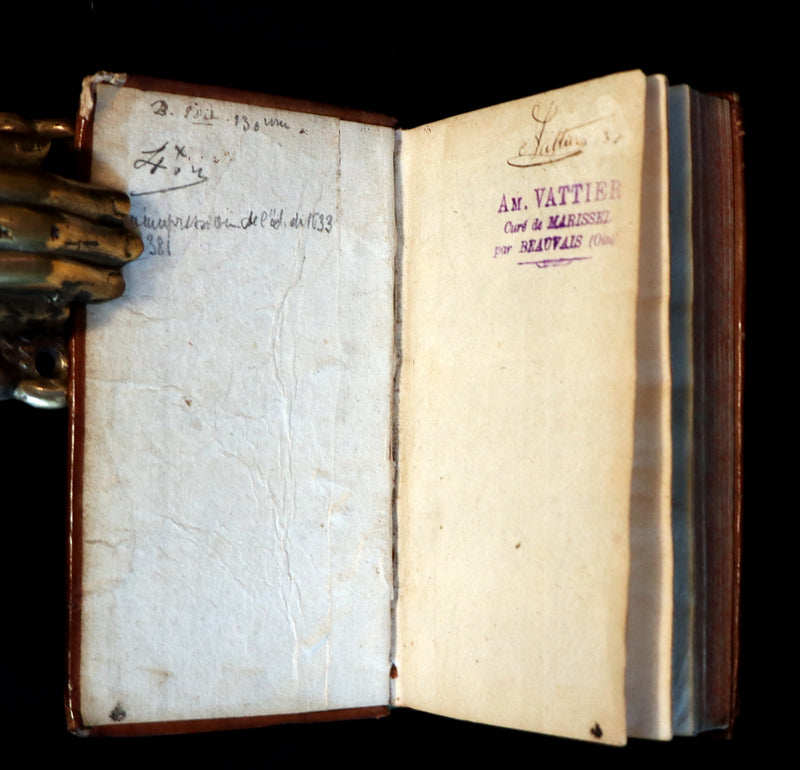 1633 Rare Latin Book - Histories of ALEXANDER the GREAT by Quintus Curtius Rufus.