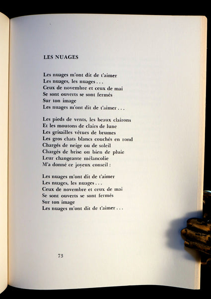 1971 Rare Book- Quebec Poet - Quand les bateaux s'en vont signed by Gilles VIGNEAULT.