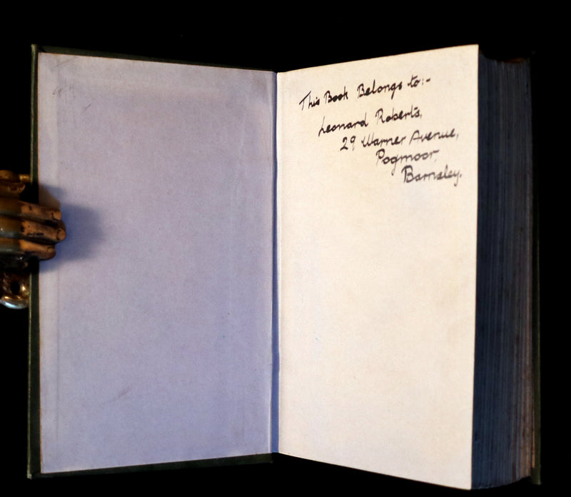 1905 Rare Book - Twenty Thousand Leagues Under the Sea by Jules Verne. Green variant.