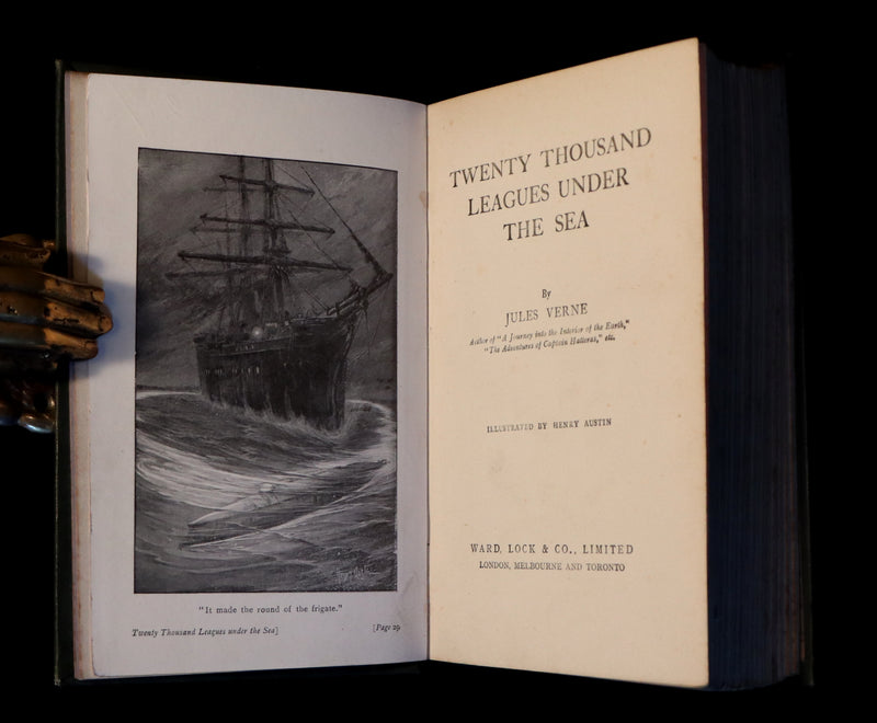 1905 Rare Book - Twenty Thousand Leagues Under the Sea by Jules Verne. Green variant.