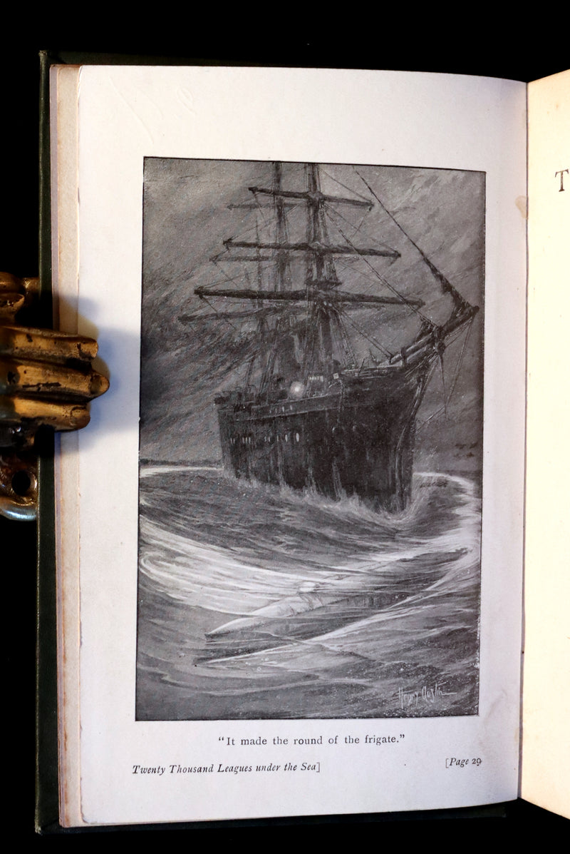 1905 Rare Book - Twenty Thousand Leagues Under the Sea by Jules Verne. Green variant.