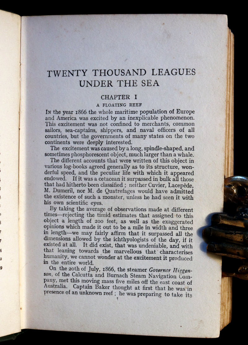 1905 Rare Book - Twenty Thousand Leagues Under the Sea by Jules Verne. Green variant.