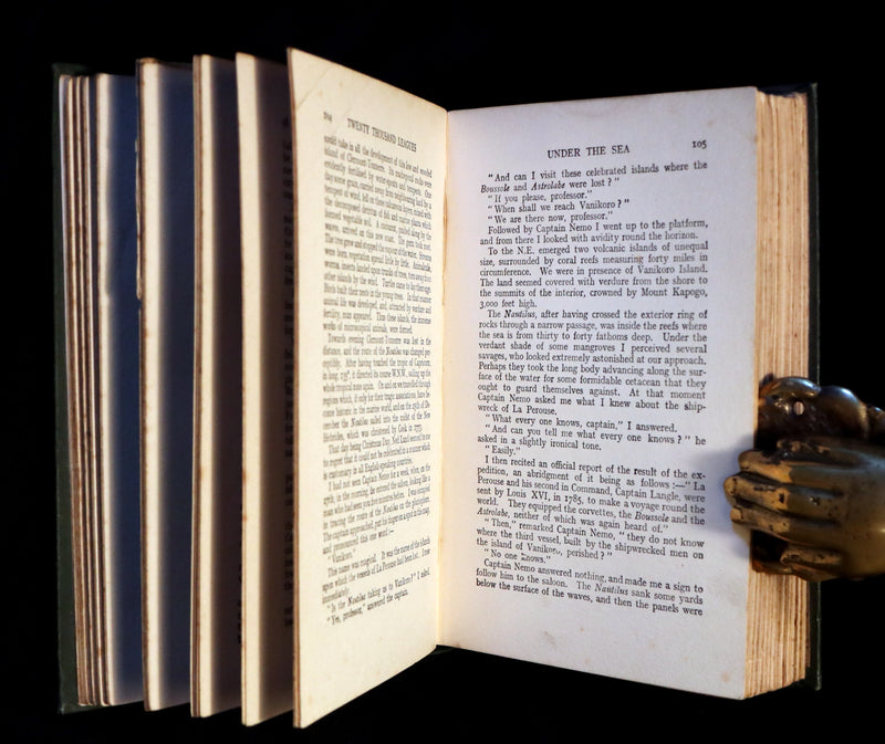 1905 Rare Book - Twenty Thousand Leagues Under the Sea by Jules Verne. Green variant.