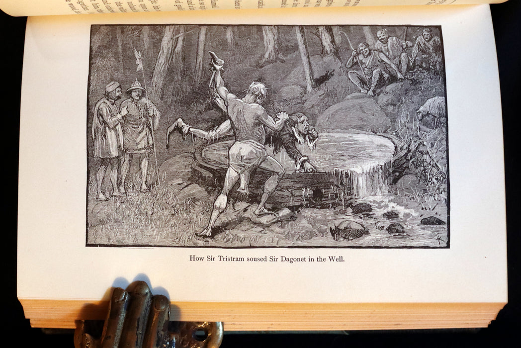 1896 Rare Book - The Boy's KING ARTHUR and of His Noble Knights of the Round Table illustrated.