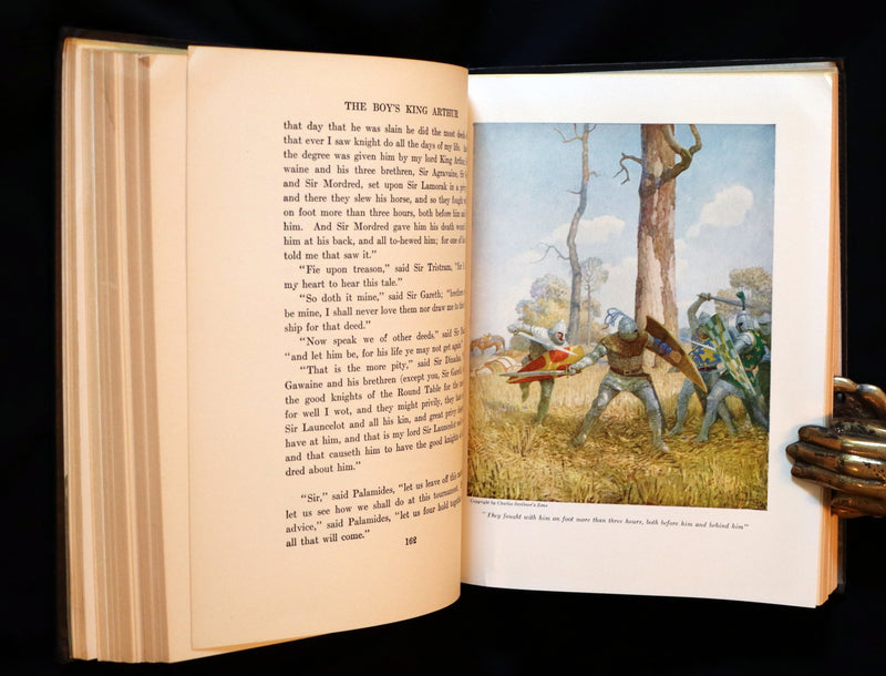 1922 Rare Book - The Boy's King Arthur and His Knights of the Round Table illustrated by N. C. Wyeth.