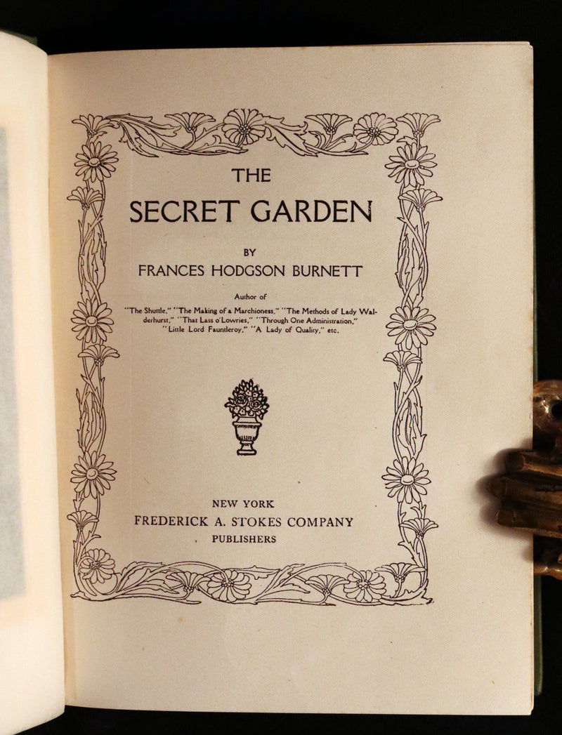 1911 Rare First Edition Book - The SECRET GARDEN by Frances Hodgson Burnett.