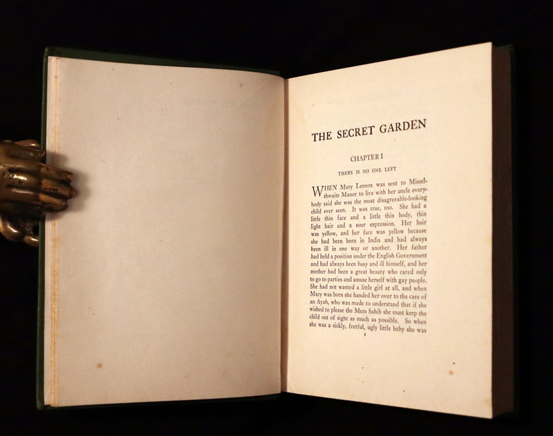 1911 Rare First Edition Book - The SECRET GARDEN by Frances Hodgson Burnett.