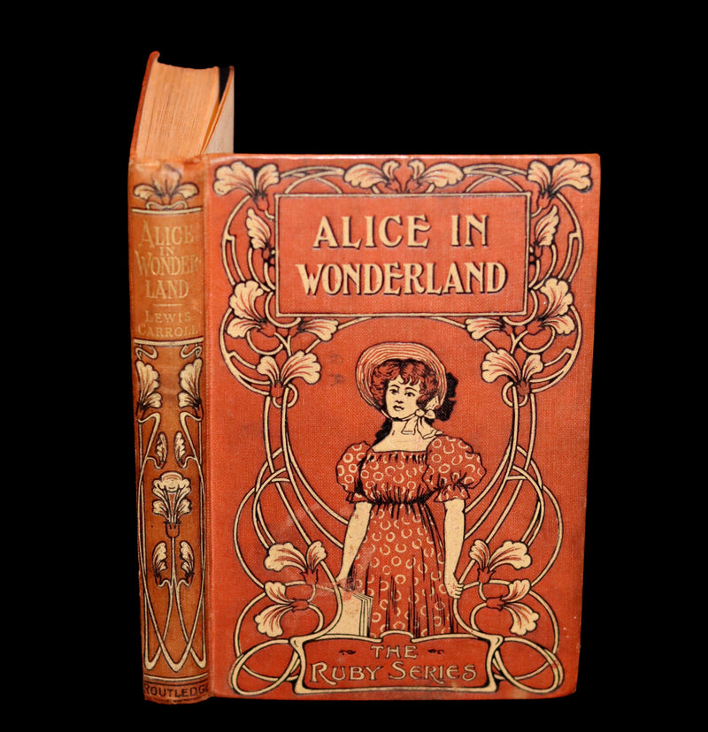 1907 Scarce Edition - ALICE's Adventures in Wonderland illustrated by Thomas Maybank.