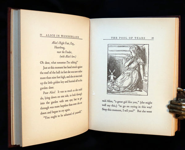 1930 Scarce Edition - Alice in Wonderland by Lewis Carroll published by Donohue.