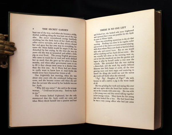 1911 Rare First Edition Book - The SECRET GARDEN by Frances Hodgson Burnett.