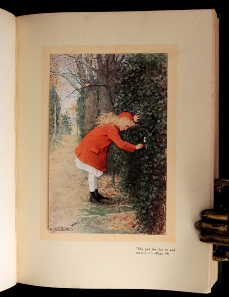 1911 Rare First Edition Book - The SECRET GARDEN by Frances Hodgson Burnett.