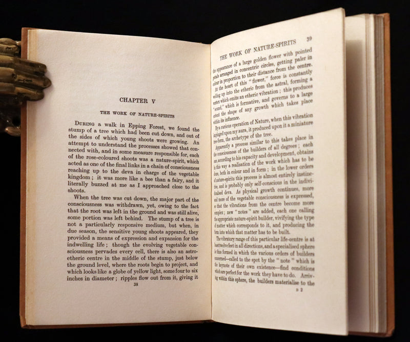 1927 Rare First Edition - THE KINGDOM OF FAERIE (Fairies) by Geoffrey Hodson. Sylphs, Gnome, Deva, Brownies, Mannikins,...