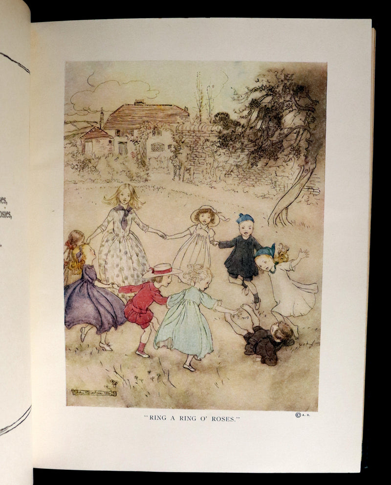 1913 Rare First US Edition - MOTHER GOOSE illustrated by Arthur Rackham.