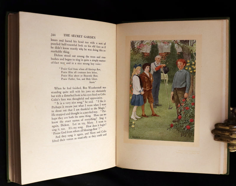 1911 Rare First Edition Book - The SECRET GARDEN by Frances Hodgson Burnett.