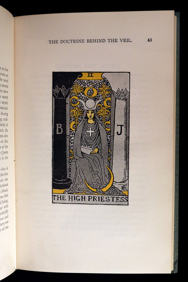 1918 Scarce Color Edition - The Illustrated KEY to the TAROT, The Veil of Divination by de Laurence.