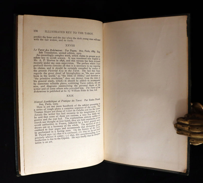 1918 Scarce Color Edition - The Illustrated KEY to the TAROT, The Veil of Divination by de Laurence.