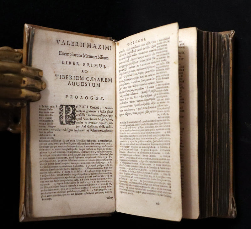 1681 Rare Latin Vellum Book - Valerius Maximus' Stories of Roman life. Dictorum, factorumque memorabilium libri IX.