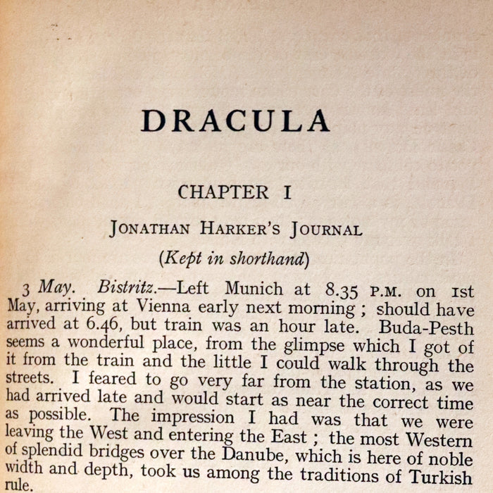 1913 Rare Edition - DRACULA by Bram Stoker. Gothic Vampire Story.