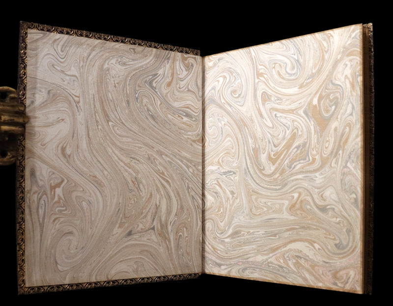 1901 Rare First Edition illustrated by Fanny Railton - Shakespeare's Midsummer Night's Dream in a beautiful binding.
