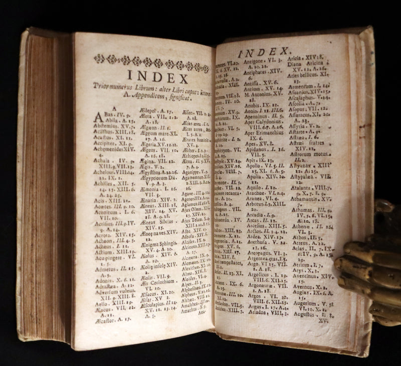 1704 Scarce Latin vellum Edition - OVID's Metamorphoses - Publii Ovidii Nasonis Metamorphoseon libri XV.