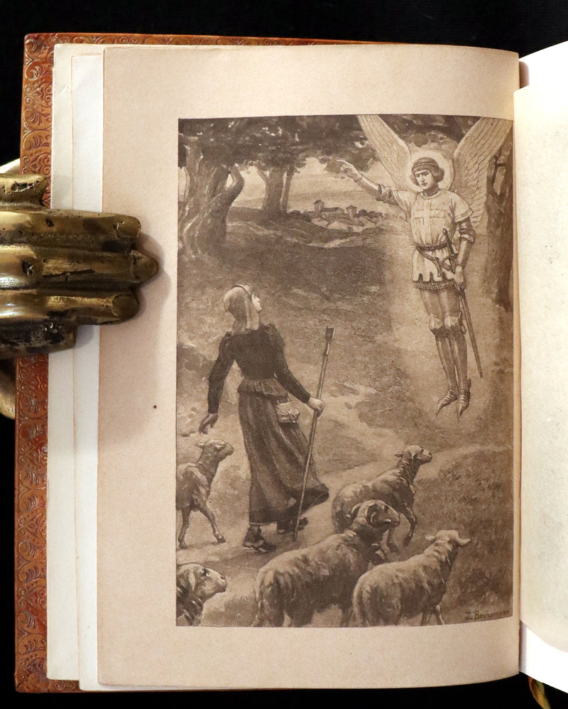 1910 Rare French Book - Missal of Saint JOAN OF ARC - Missel de SAINTE JEANNE D'ARC.