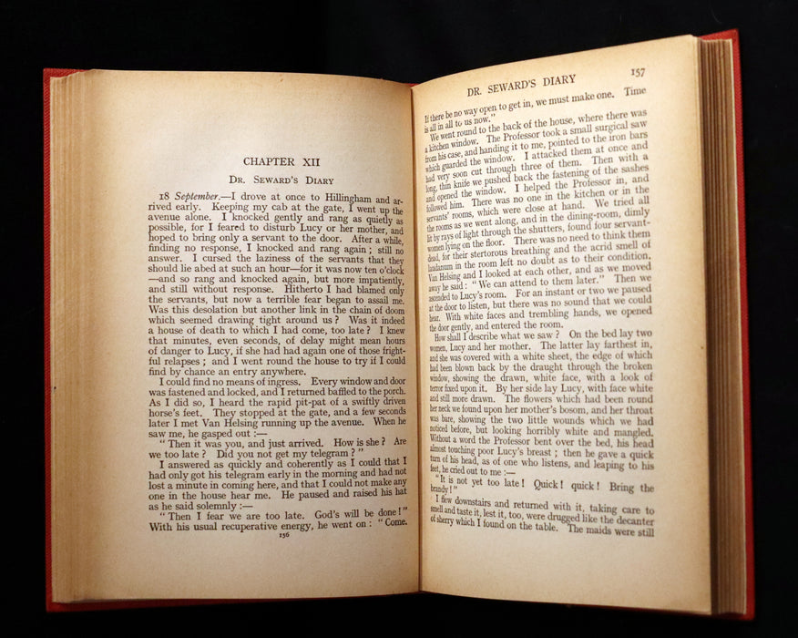 1913 Rare Edition - DRACULA by Bram Stoker, a Gothic Vampire Story.