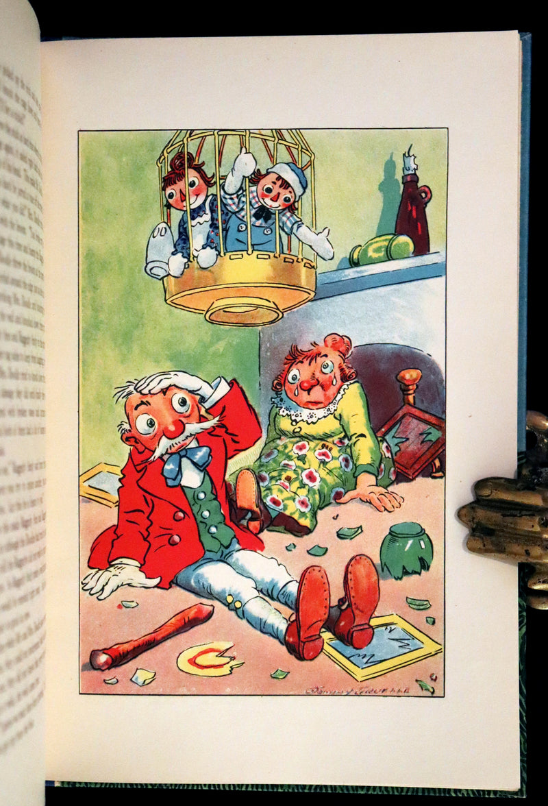 1926 Rare First Edition - THE PAPER DRAGON, A Raggedy Ann Adventure in Publisher Box.