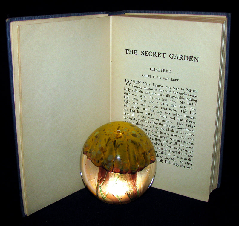1911 Rare First Edition Book - The SECRET GARDEN by Frances Hodgson Burnett.