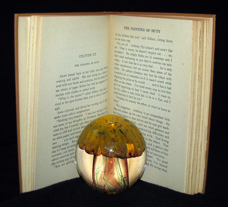 1946 Rare Edition with Dustjacket- ANNE of AVONLEA By L. M. Montgomery