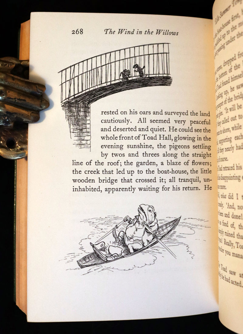 1931 1stED Illustrated by Shepard & bound by ASPREY- THE WIND IN THE WILLOWS.